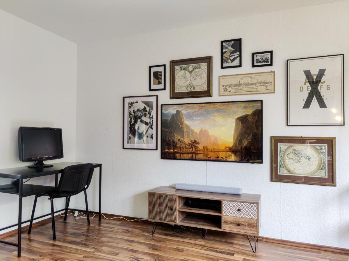 Inikama: Designer Apartment Im Gruenen - Netflix Rosengarten  外观 照片